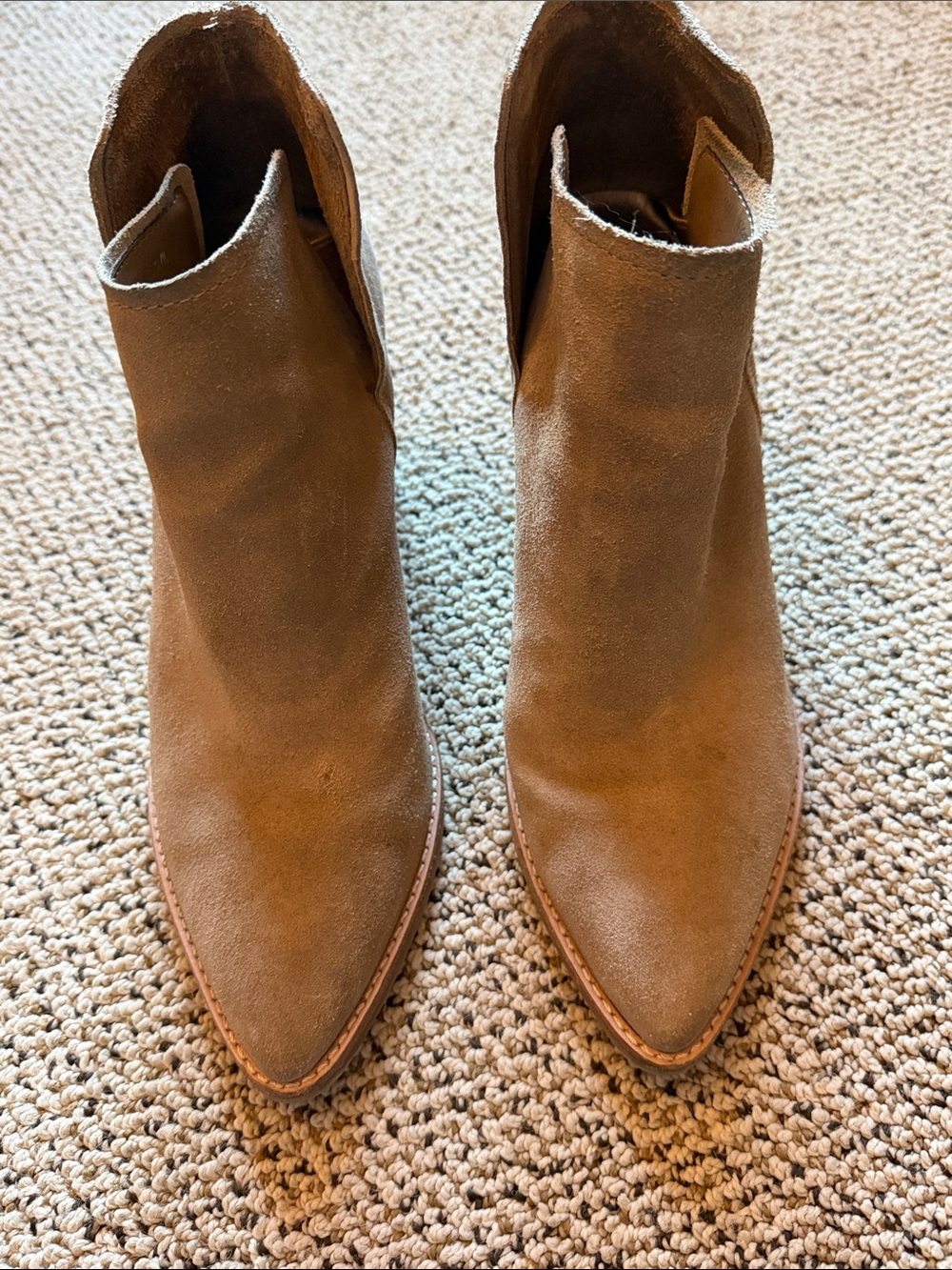 Dolce Vita Tan Suede Pointed Toe Ankle Boots